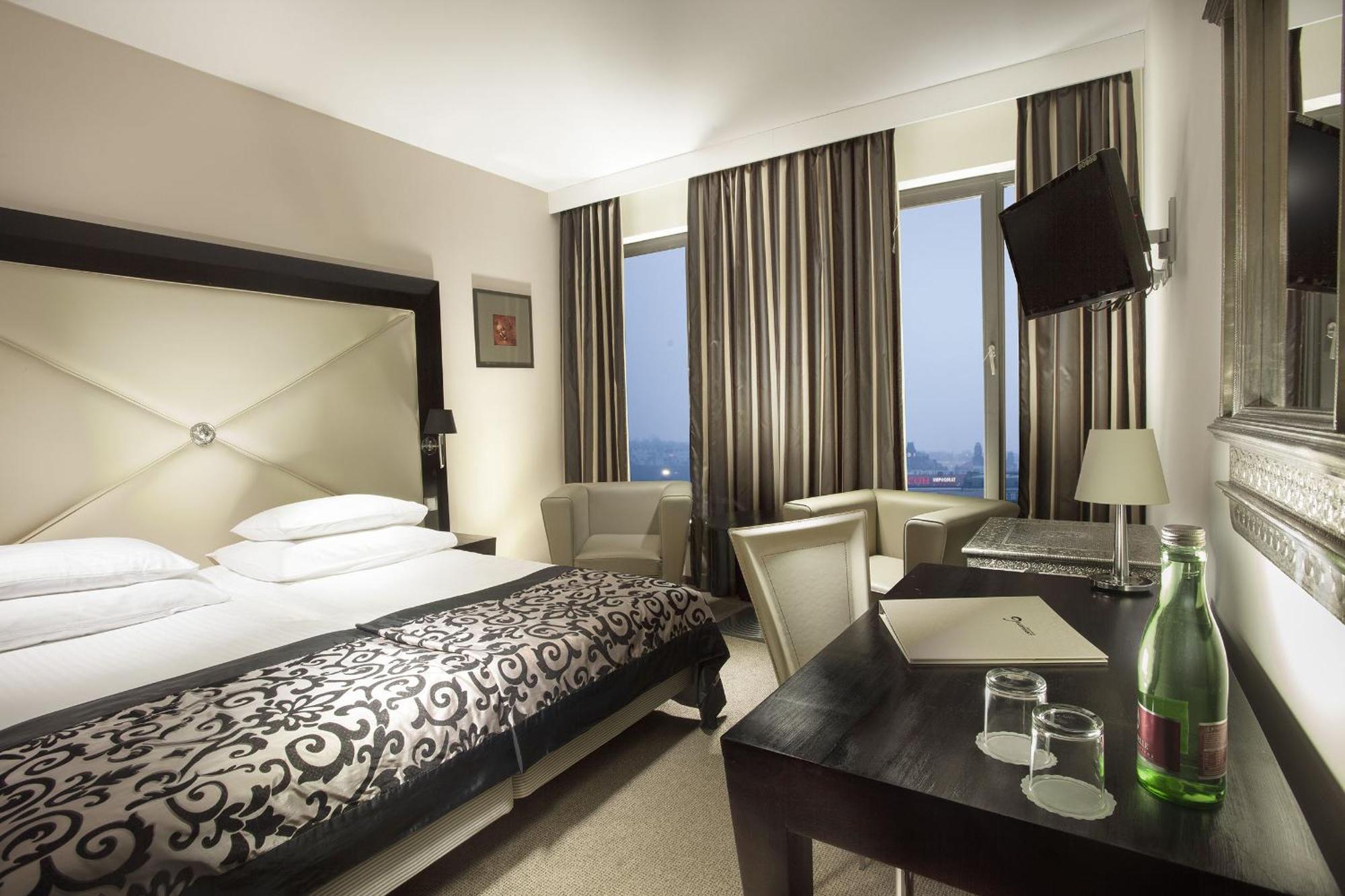Quarto Individual