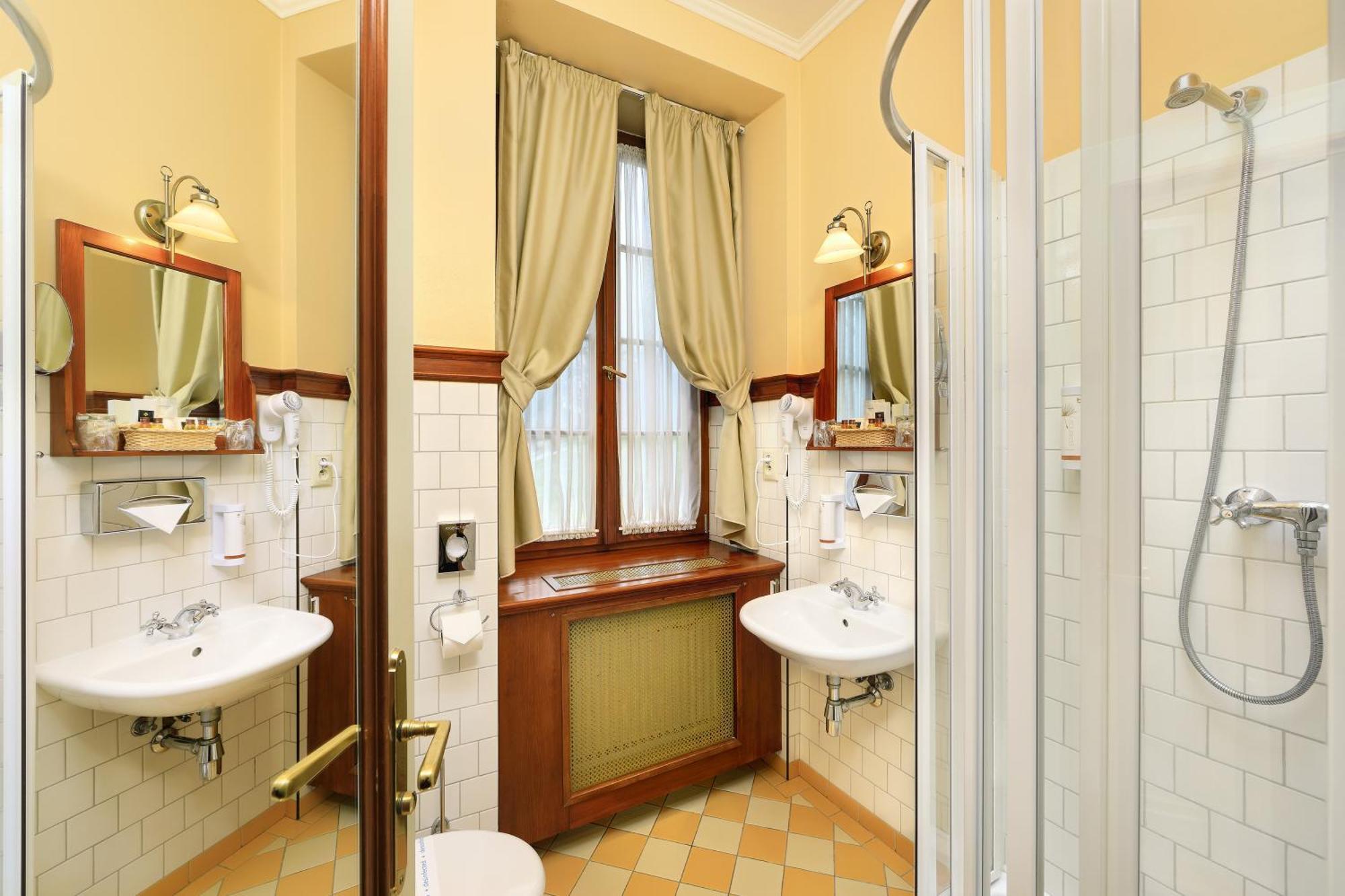 Standard Doppel- oder Zweibettzimmer