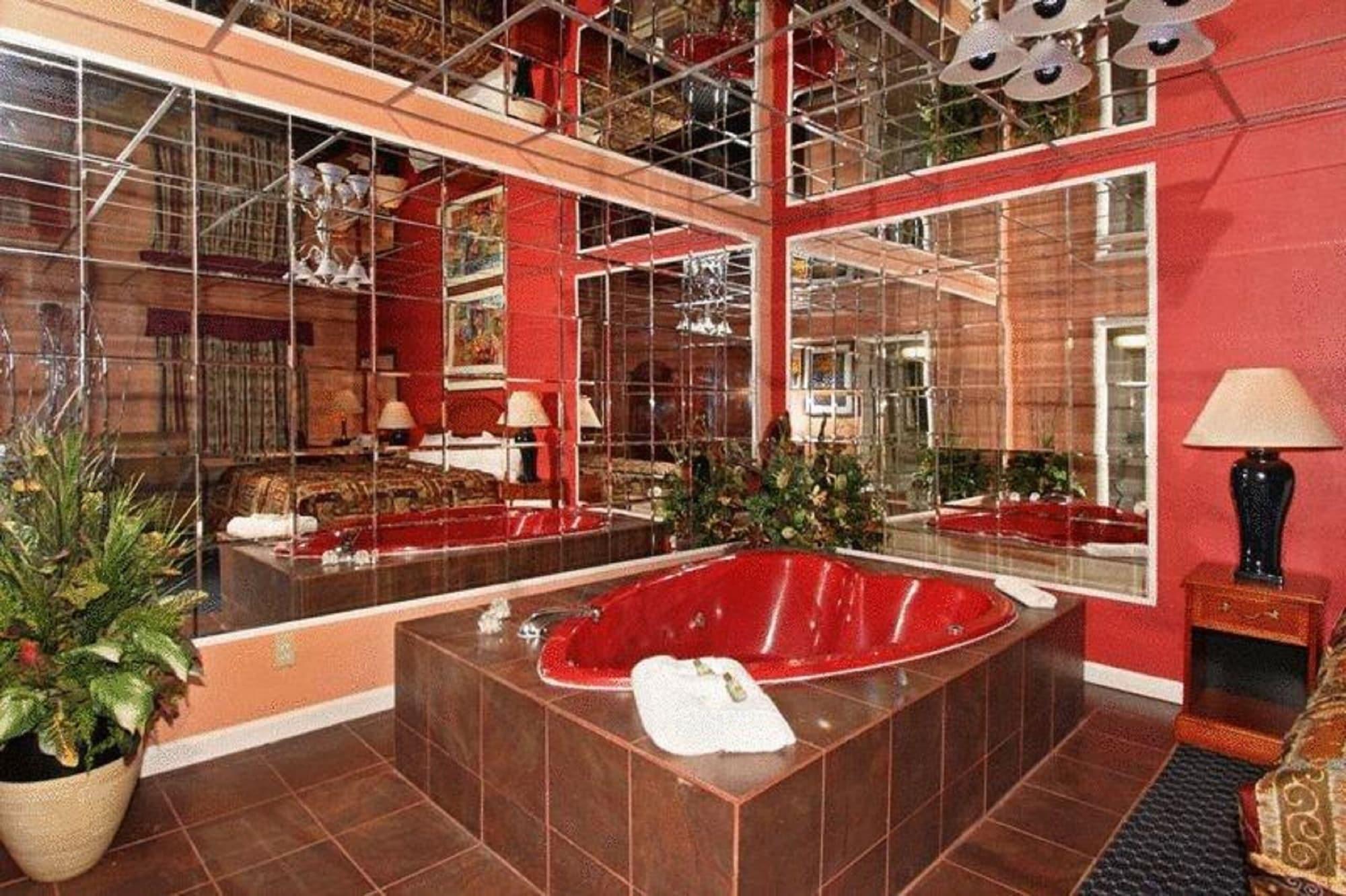 Deluxe Room with Spa Bath