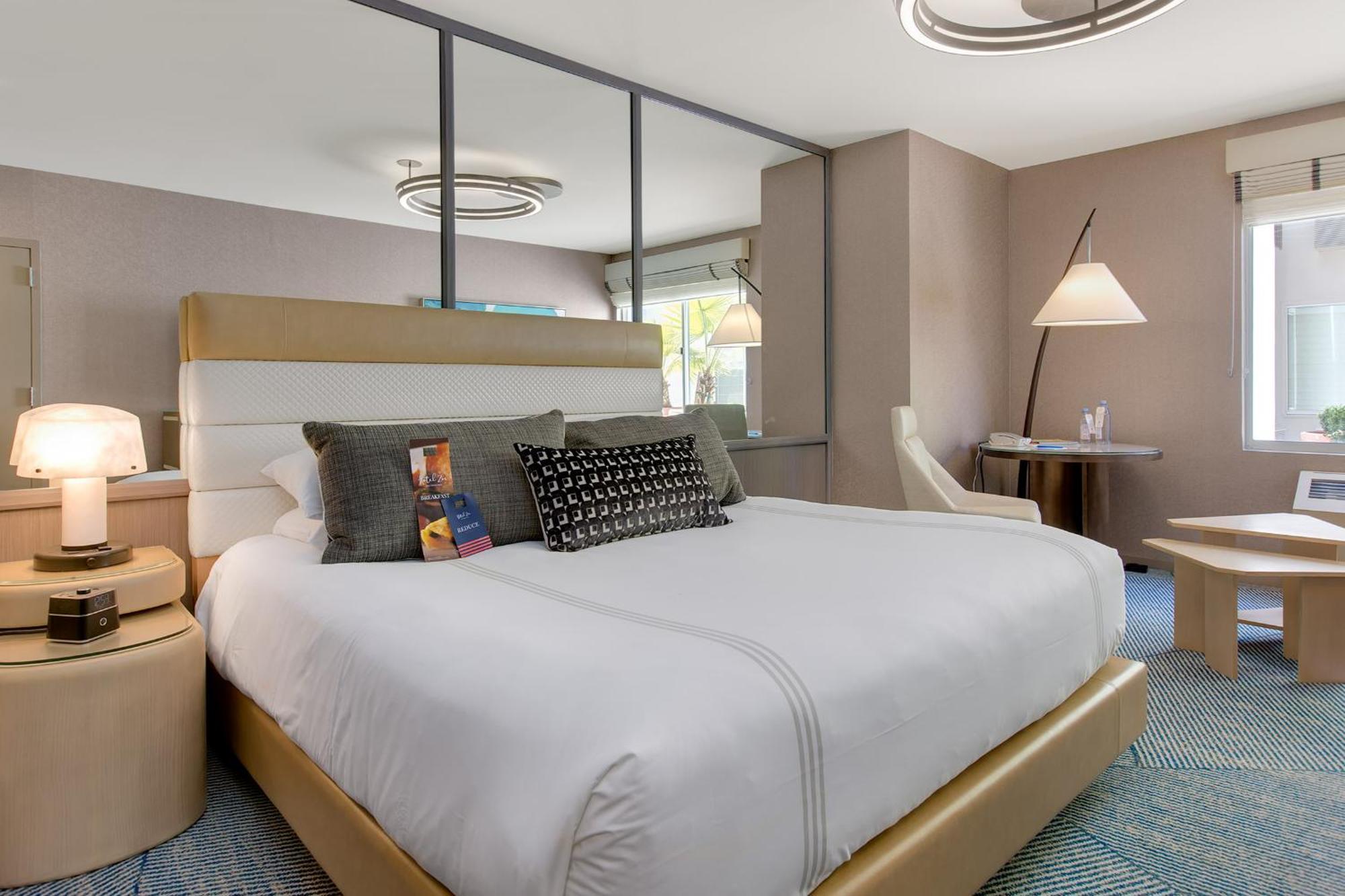 Chambre Lit King-Size Supérieure