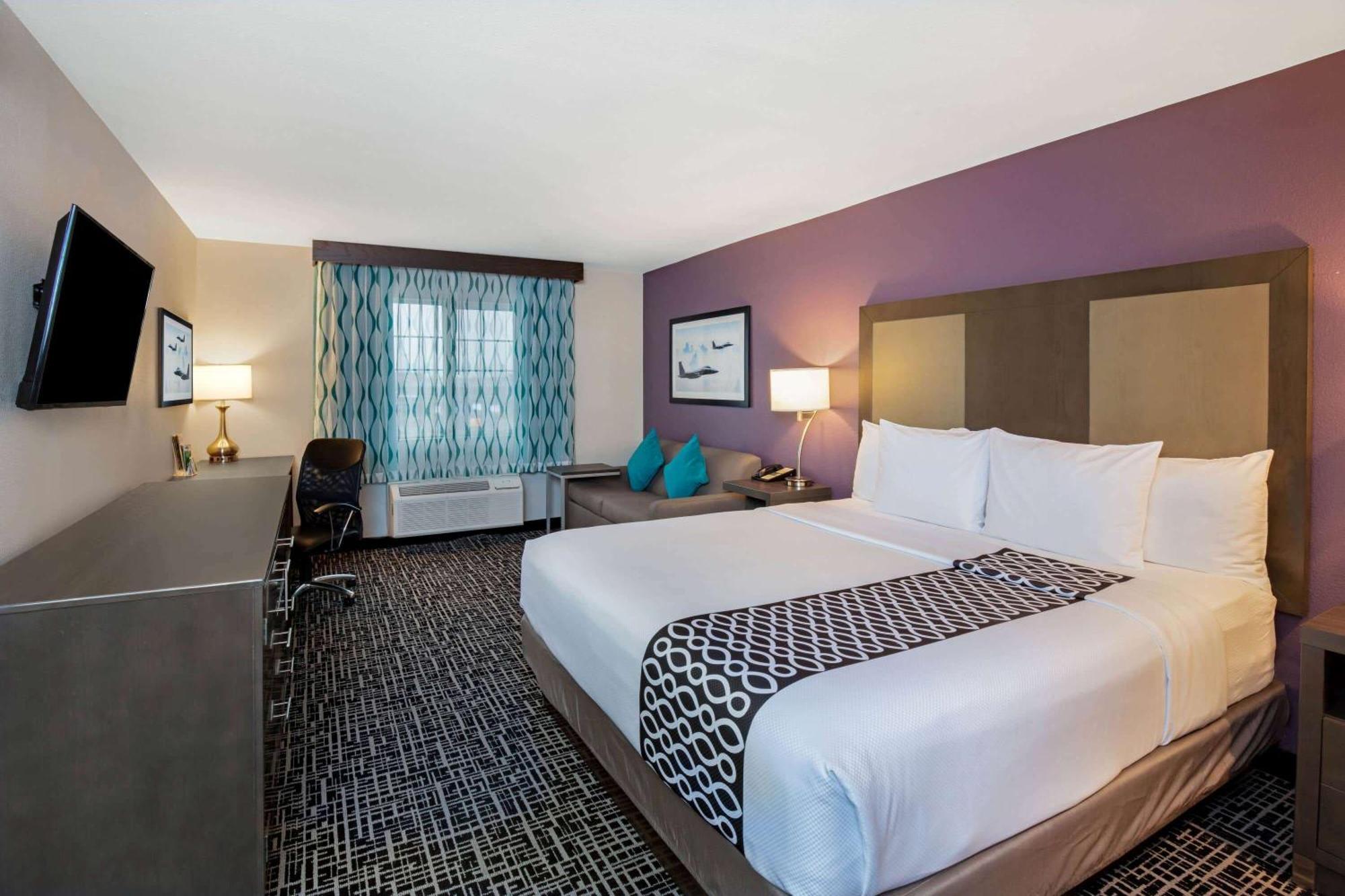 Suite Lit King-Size – Non-Fumeurs