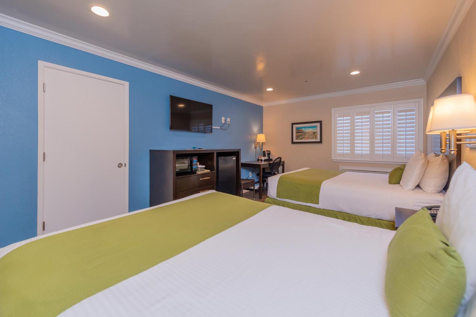 Chambre Double - Accessible aux Personnes à Mobilité Réduite