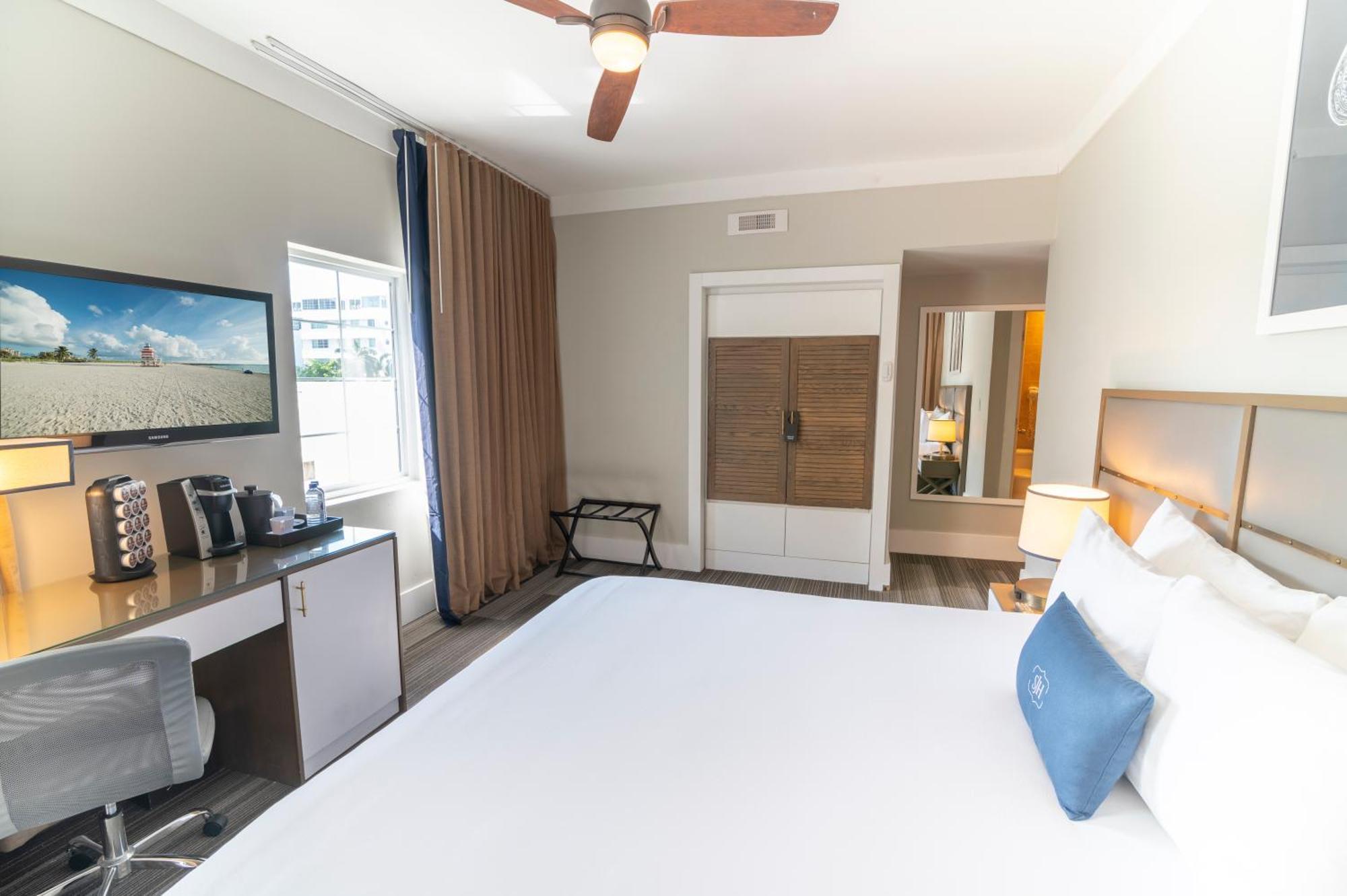 Suite King Deluxe com Vista Cidade
