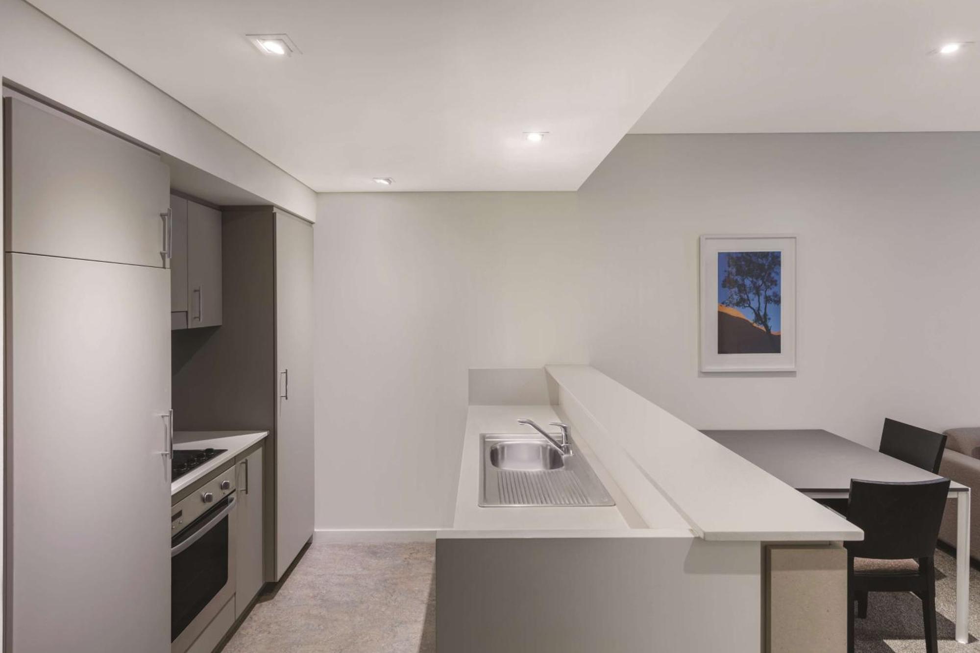 Premier One-Bedroom Apartment,1310770027:JPEG