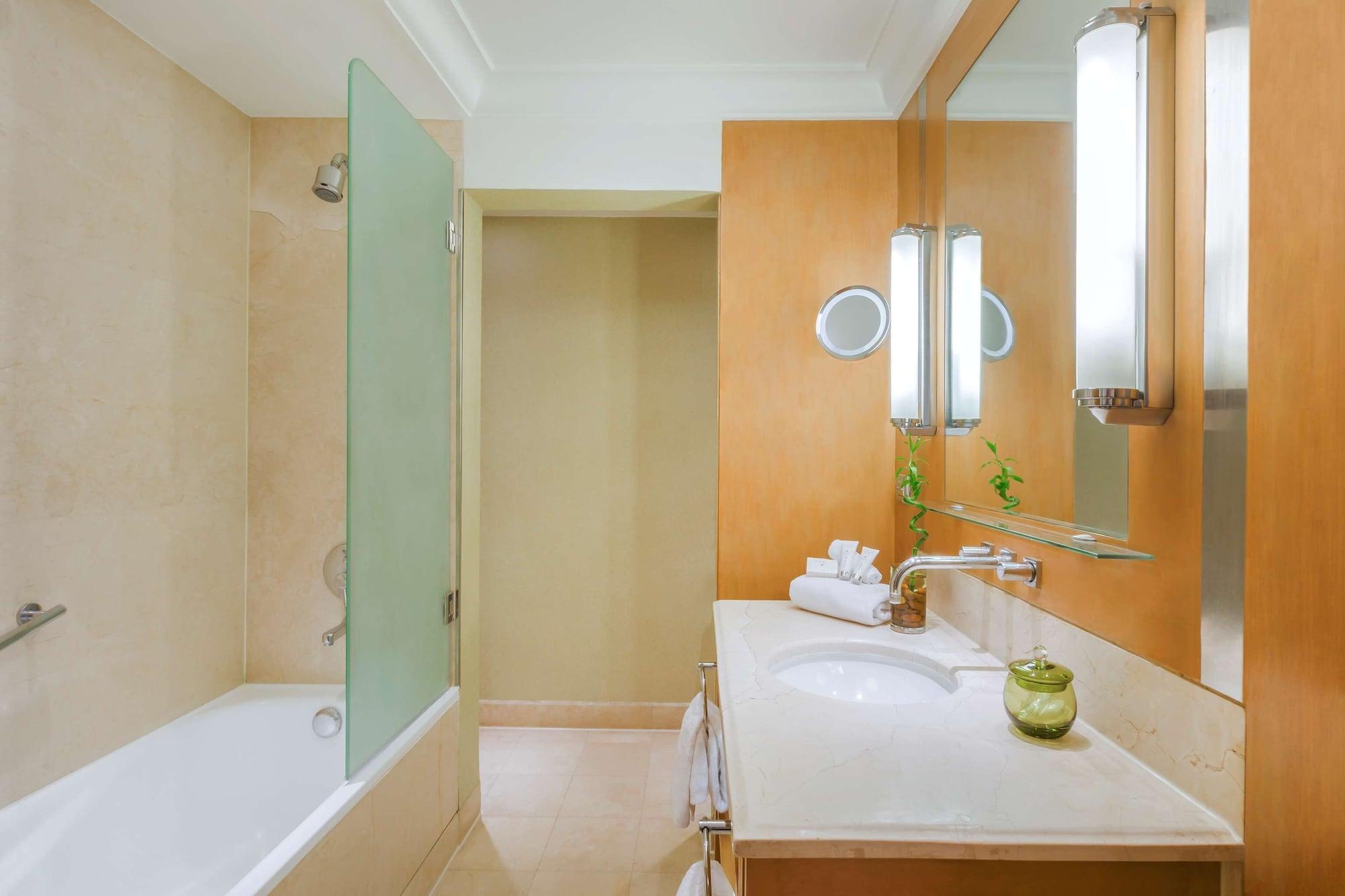 Suite Junior Madina