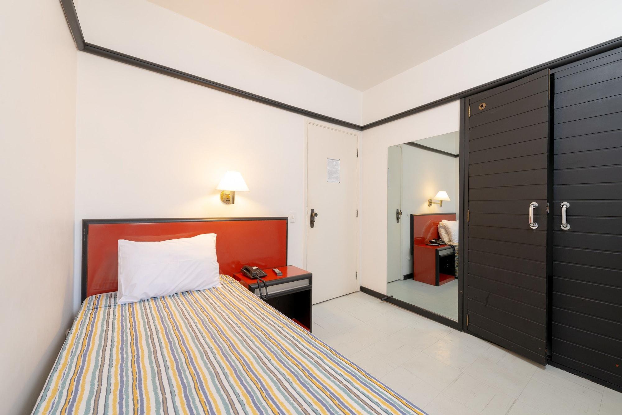 Quarto Individual