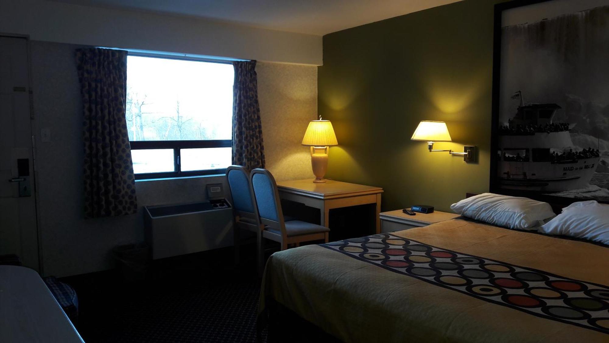 Chambre Lit King-Size - Non-Fumeurs