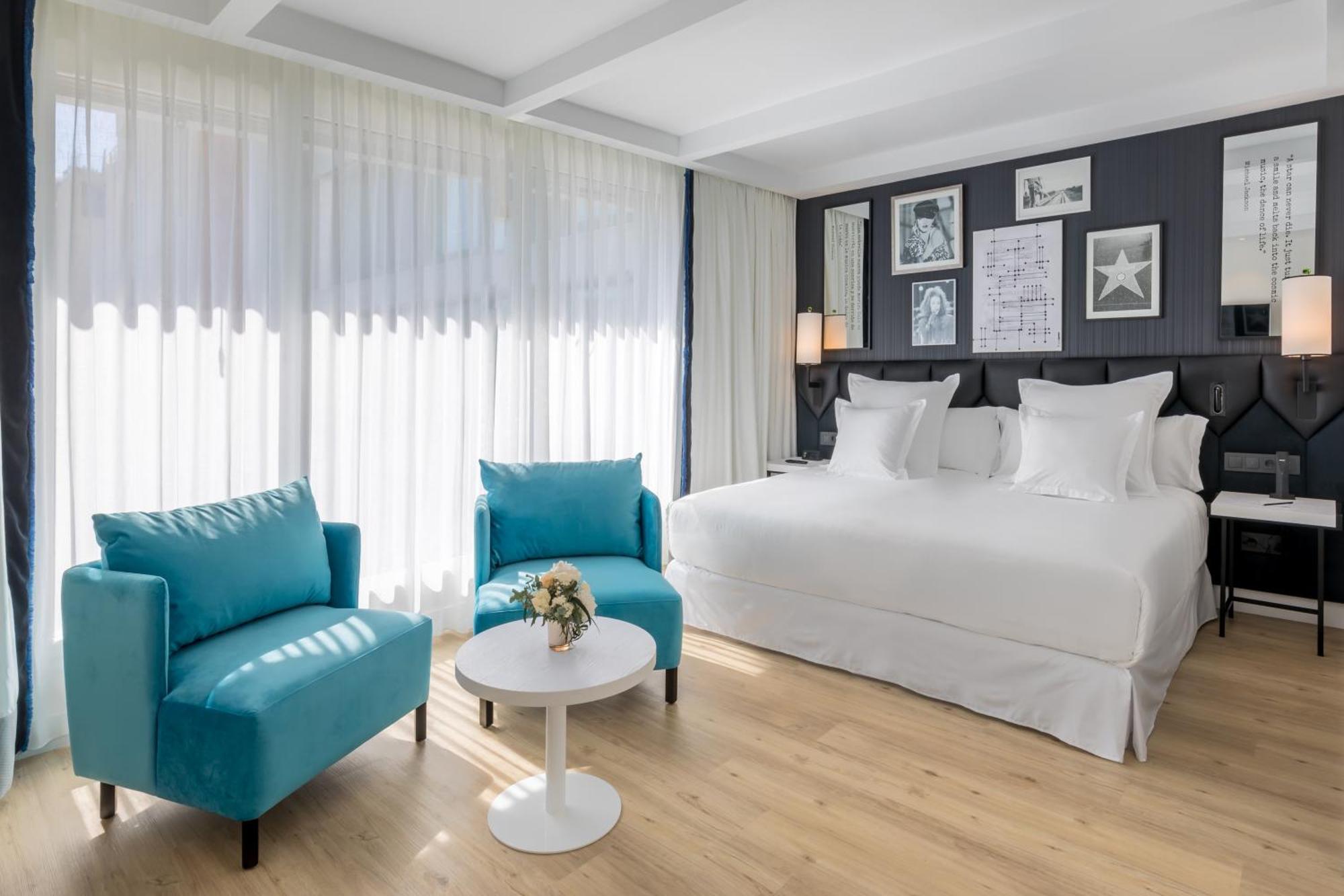 Quarto Familiar Deluxe (2 Adultos + 2 Crianças)