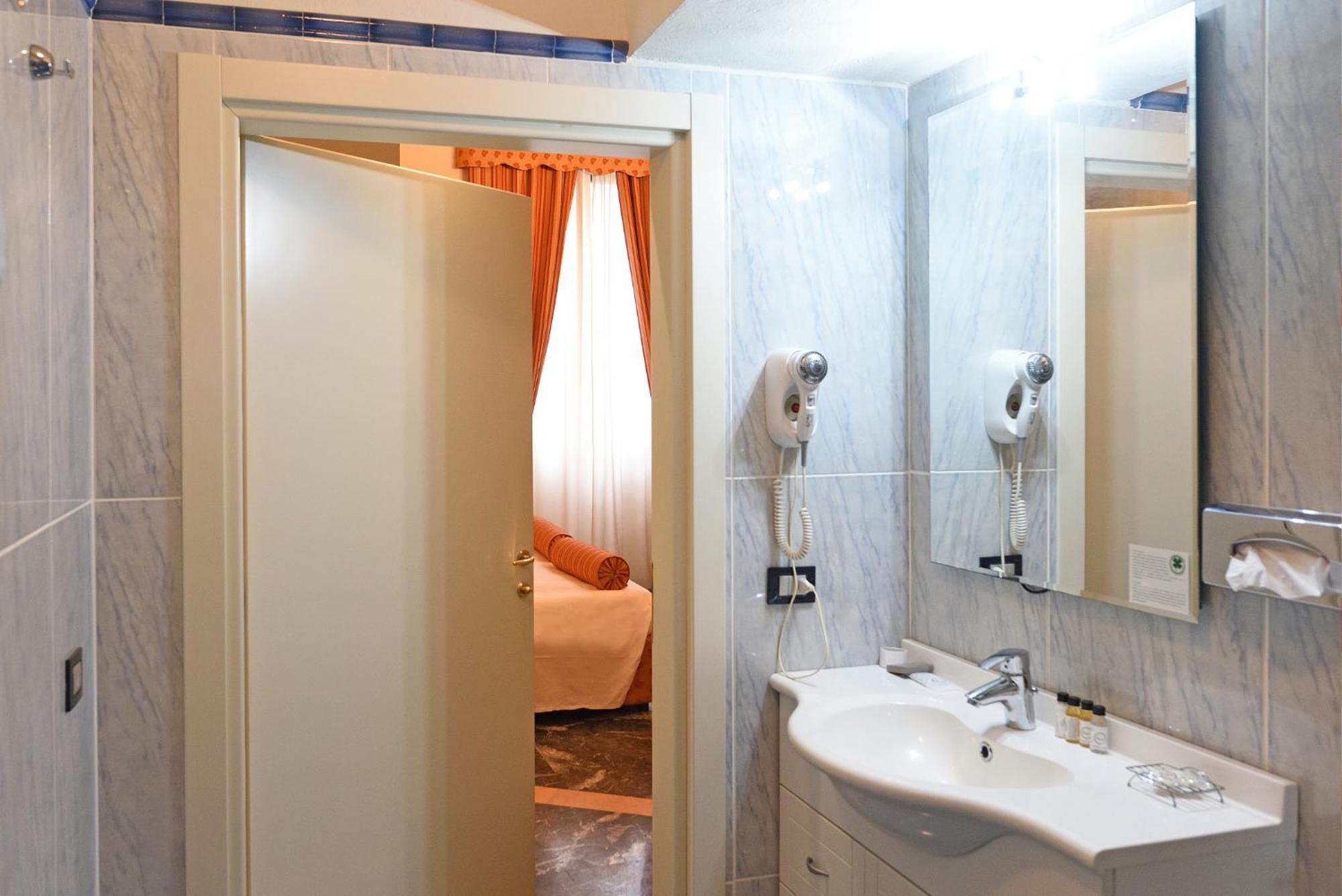 Chambre Double Deluxe - Rez-de-Chaussée