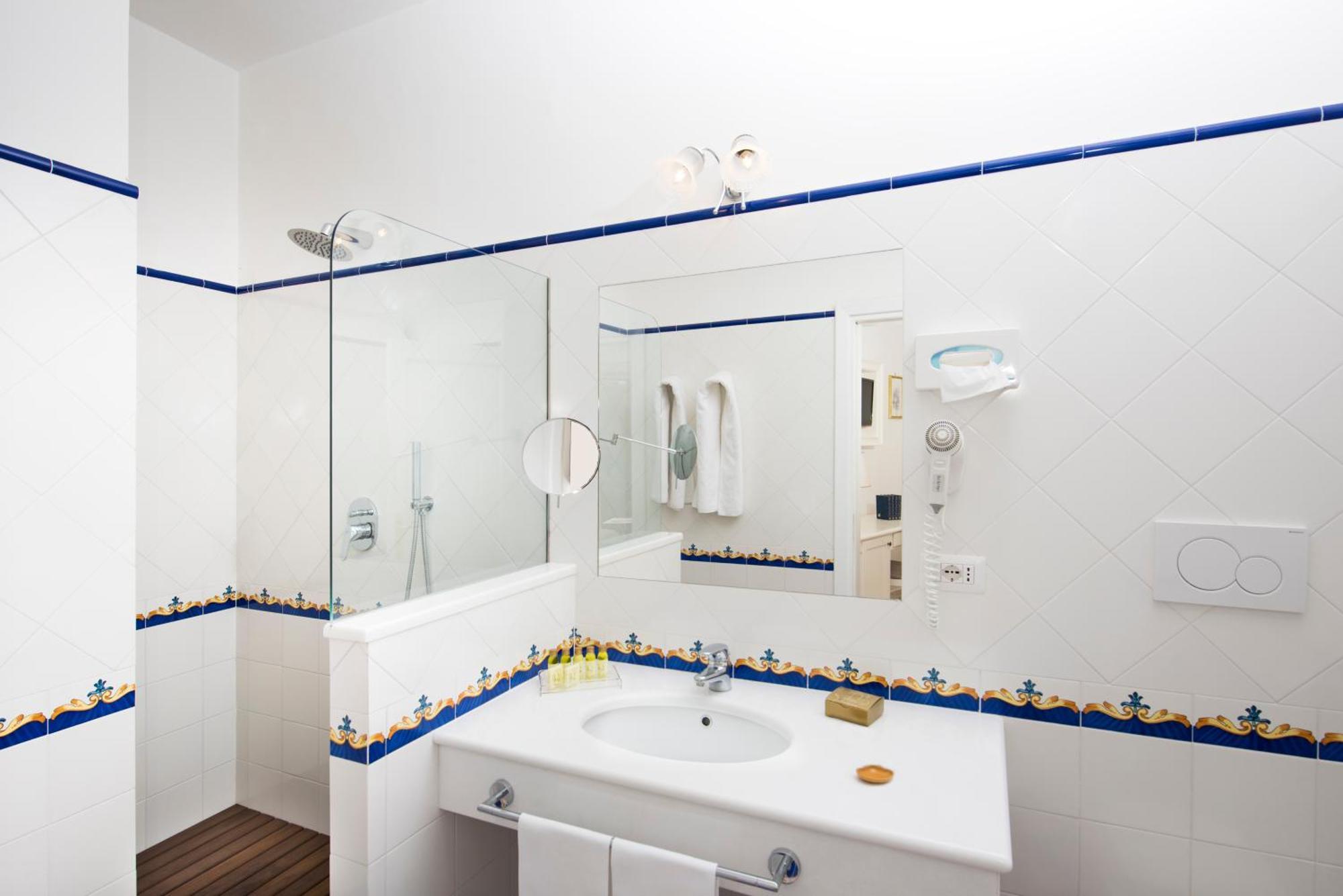 Quarto Duplo