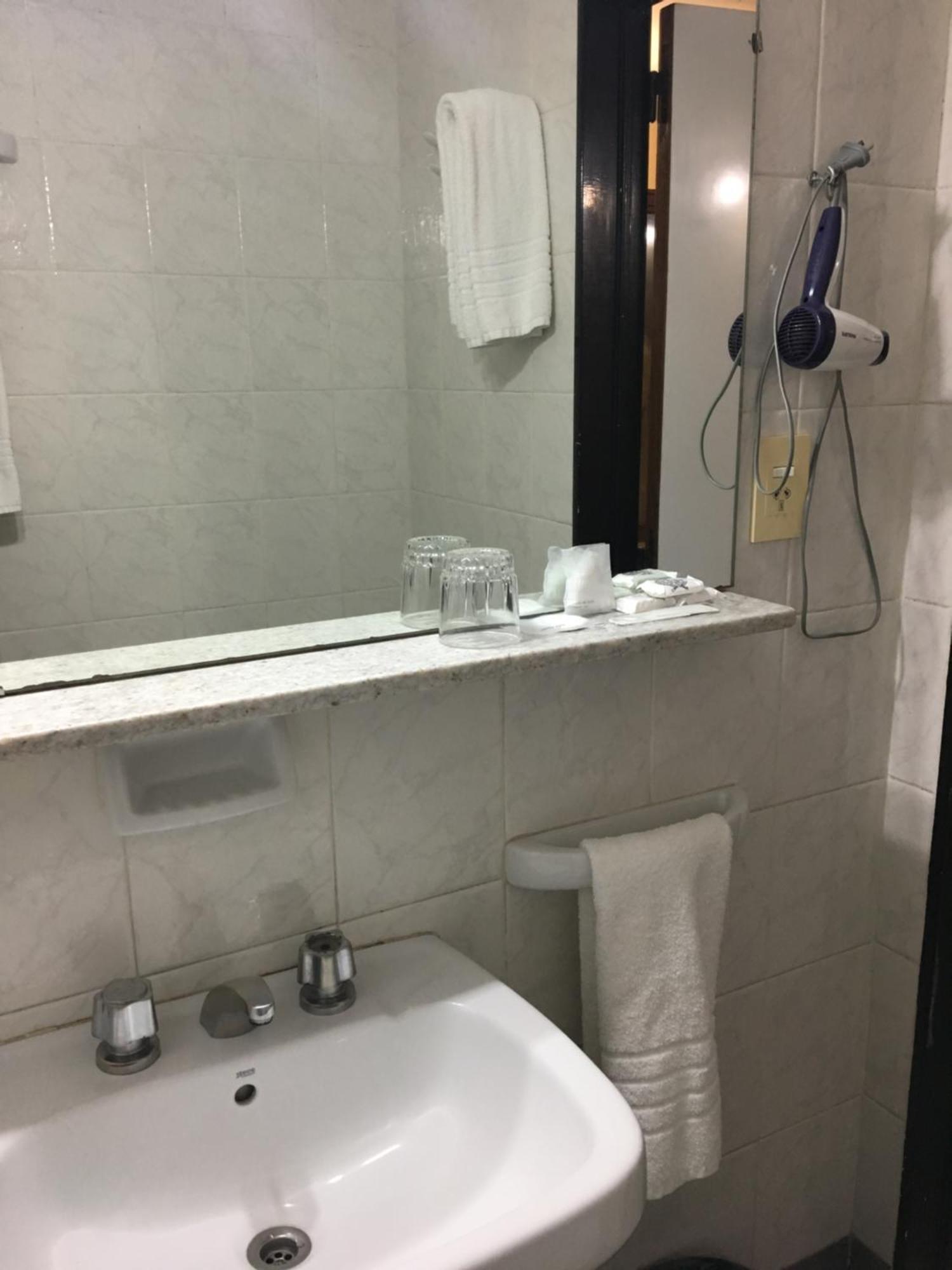 Quarto Individual
