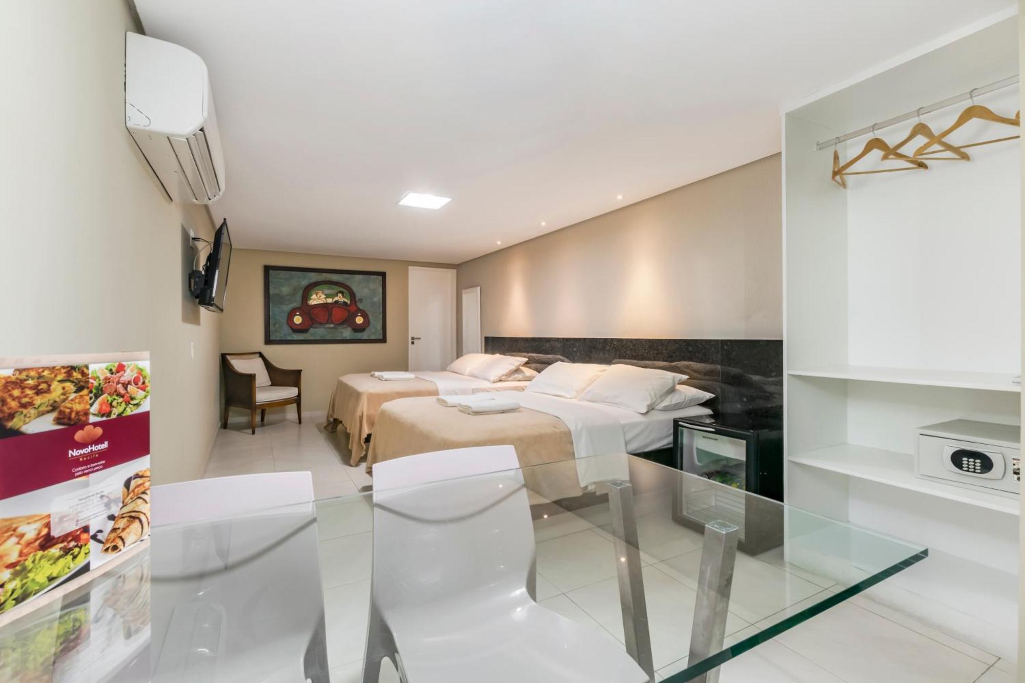 Quarto Master (4 Adultos)