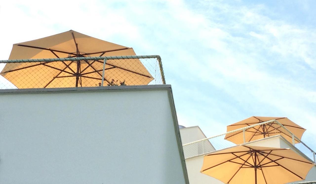Apartamento de 2 Quartos com Terraço