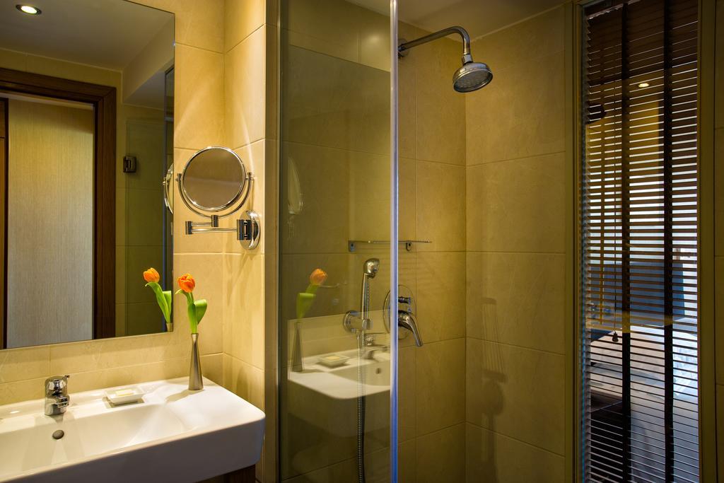 Quarto Triplo Superior