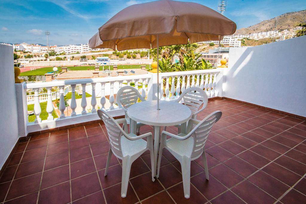 Apartamento de 2 dormitorios con terraza y vistas al jardín