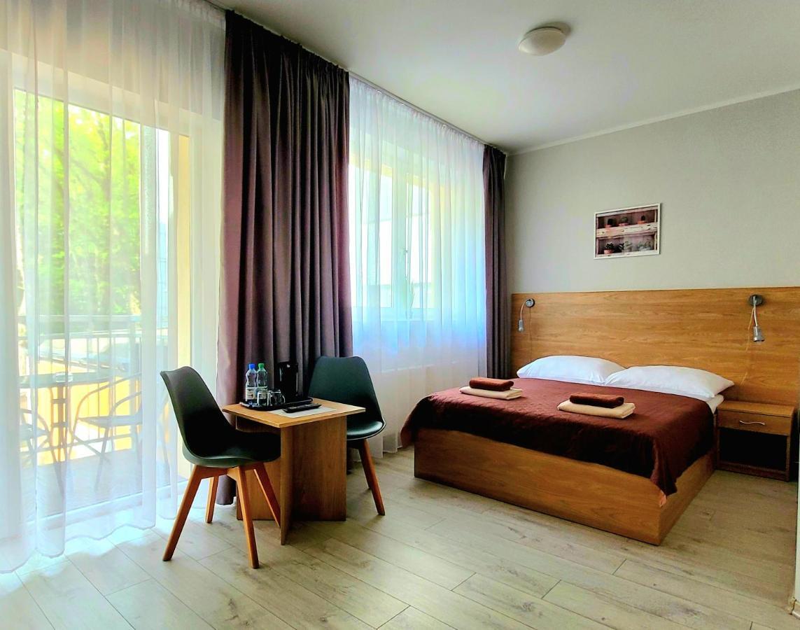 Triple Room,1234793903:JPEG
