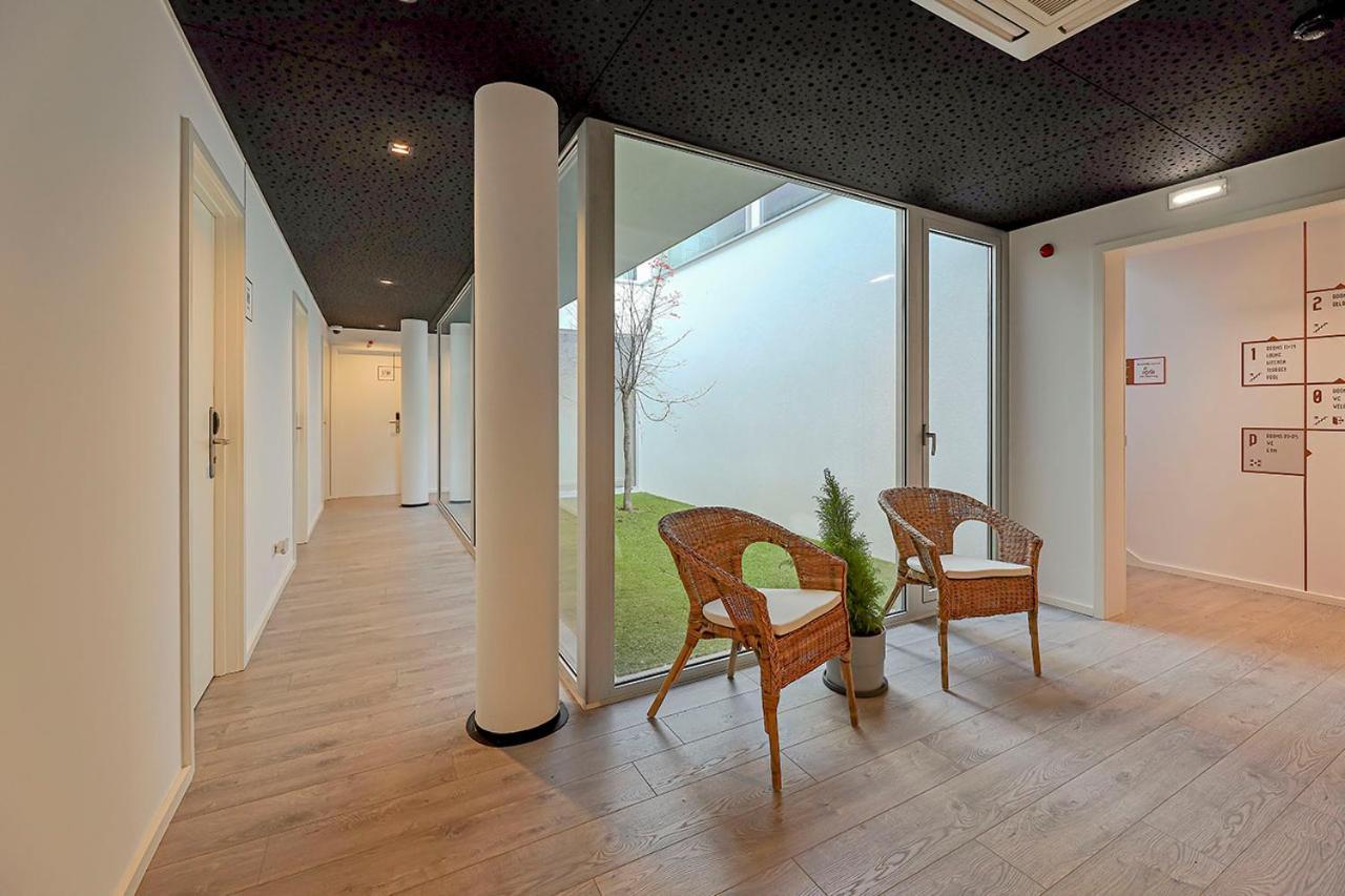 Quarto Duplo com Casa de Banho Partilhada