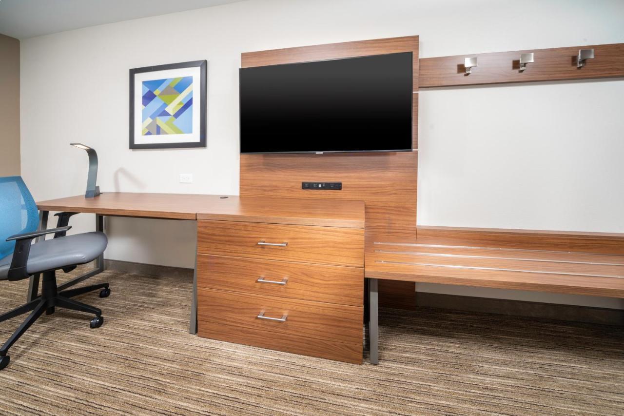 Standard King Room,1233885026:JPEG