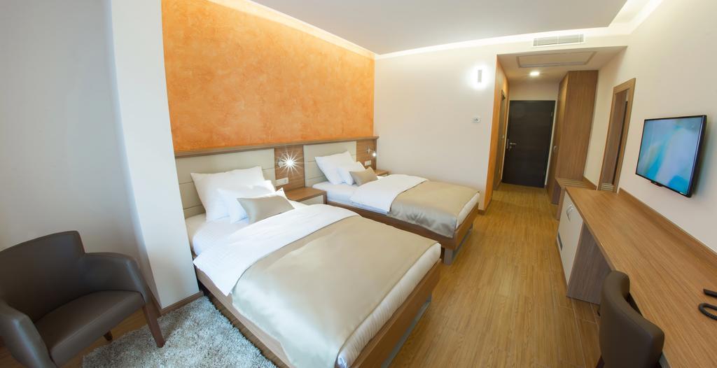 Zweibettzimmer