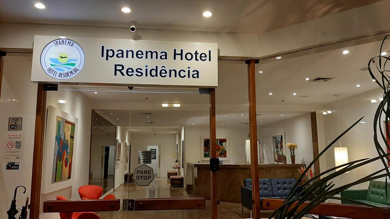 Apartamento com Varanda