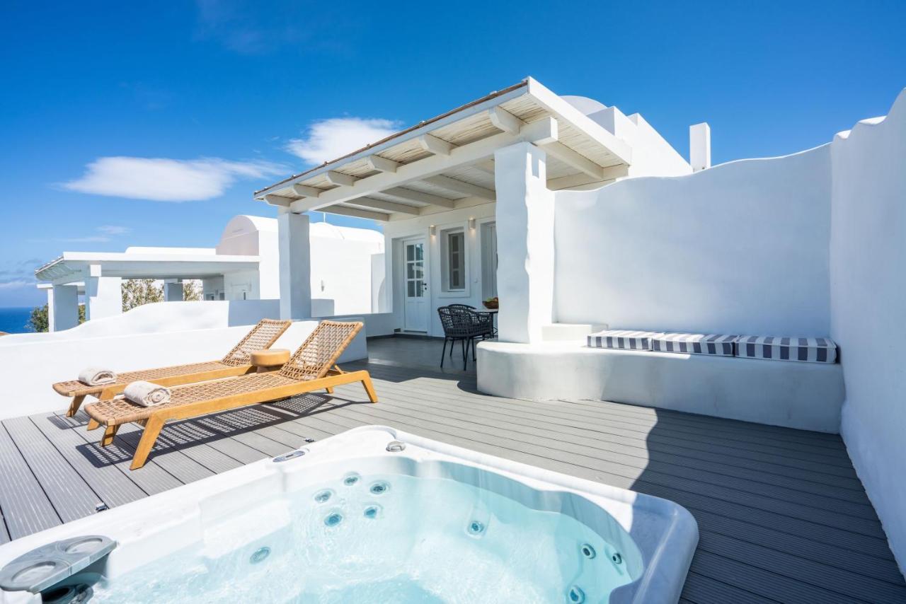 Villa Pearl 2 Chambres avec Bain à Remous Privé et Piscine Commune - Vue sur Mer et Coucher de Soleil