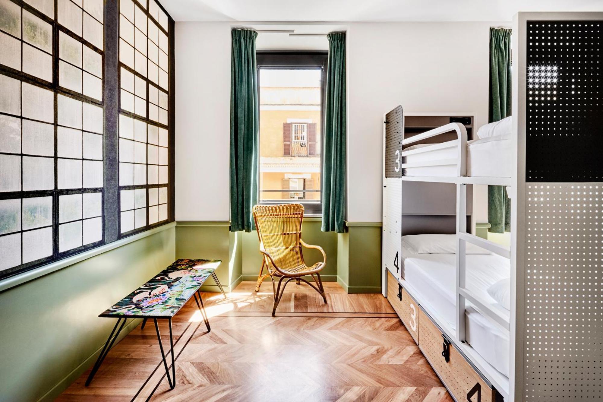 Chambre Quadruple avec Salle de Bains