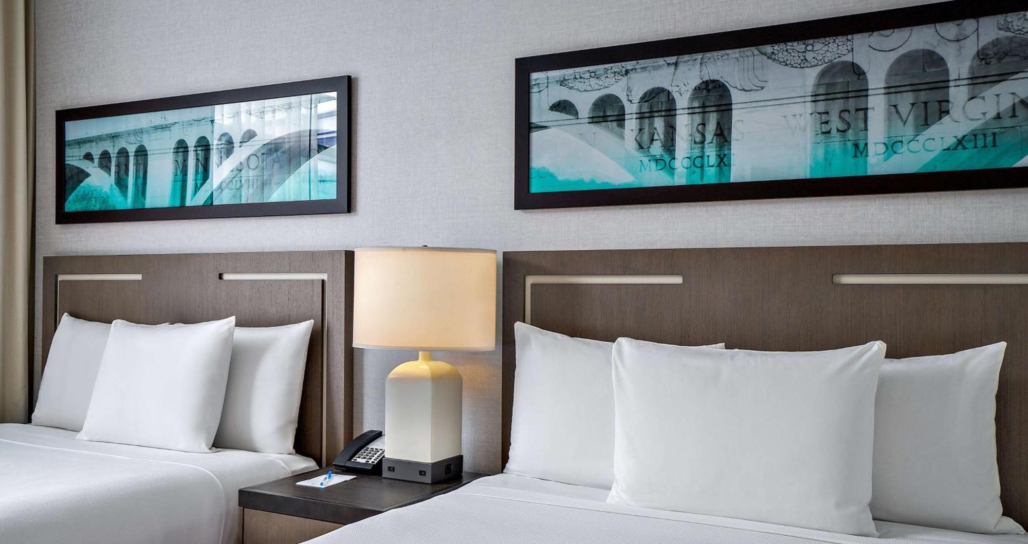One-Bedroom Suite with Two Queen Beds and River View - Disability Access