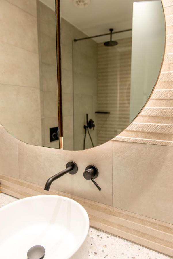 Double Room - Interior