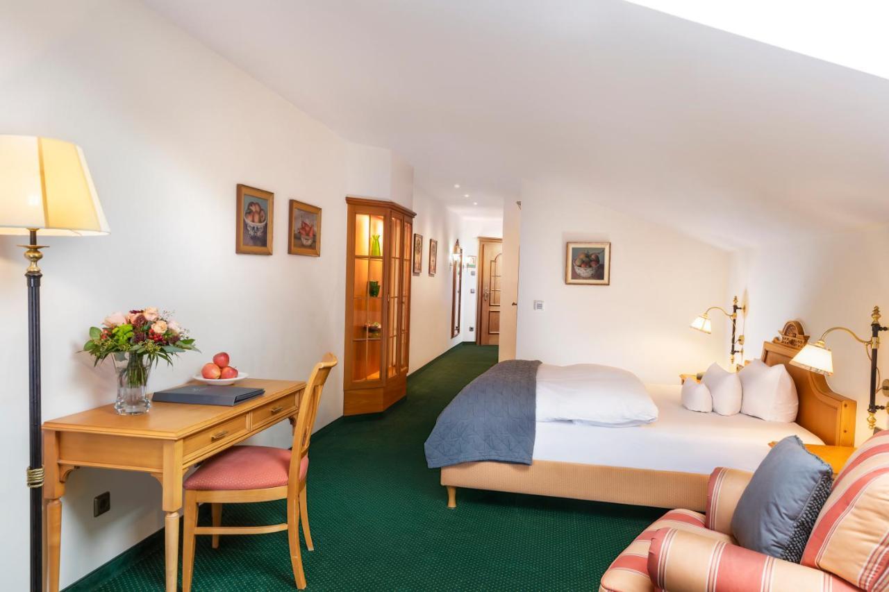 Kamer met Queensize Bed