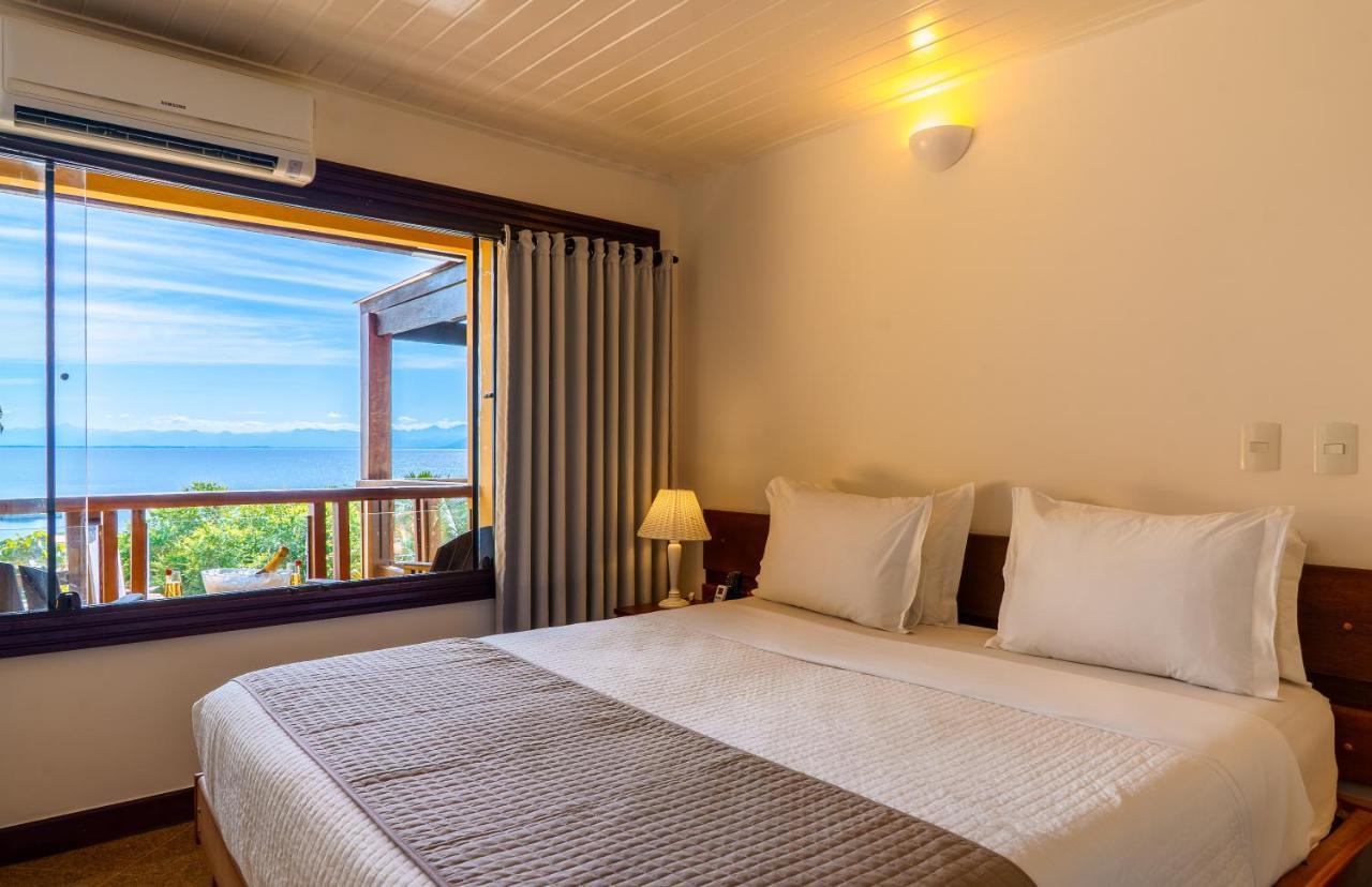 Quarto Familiar com Vista Mar