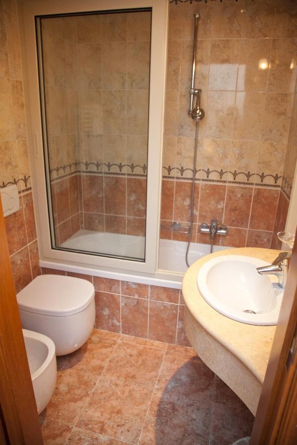 Single Room,1552708276:JPEG