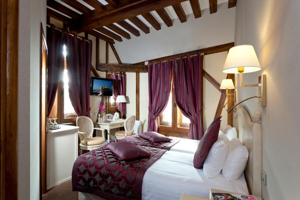 Standaard Kamer met 2 Bedden