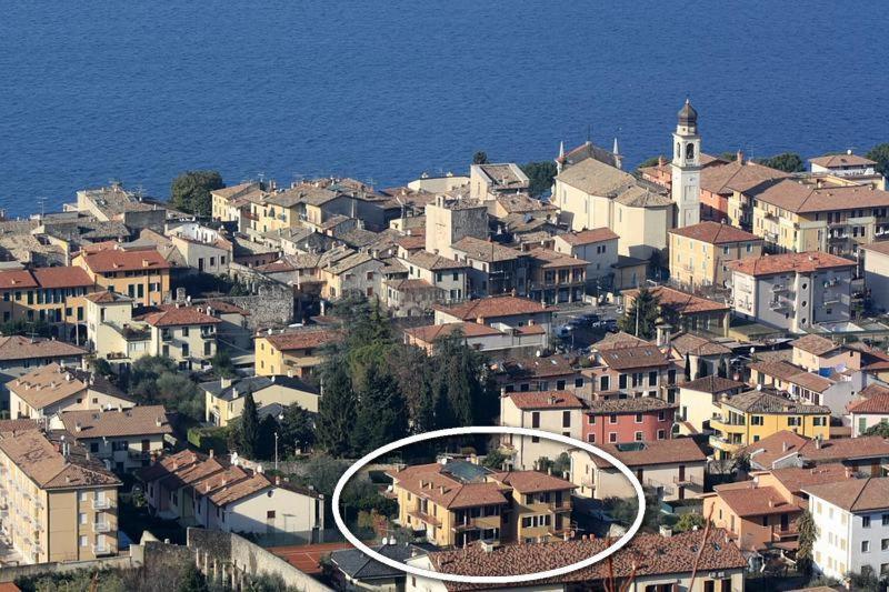 Appartamento con 2 Camere da Letto e Vista Piscina