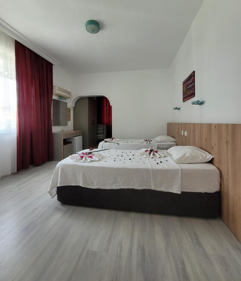 Standard Double or Twin Room,1246383616:JPEG