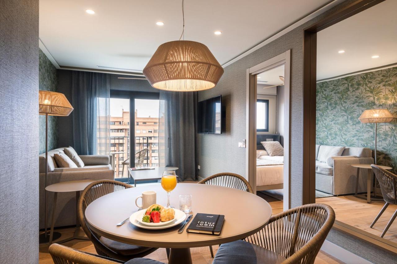 Apartamento con balcón