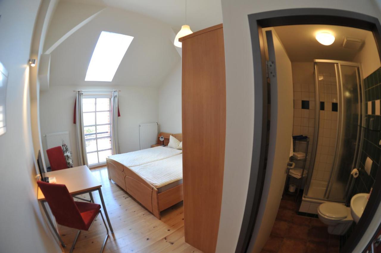 Doppelzimmer mit eigenem Bad