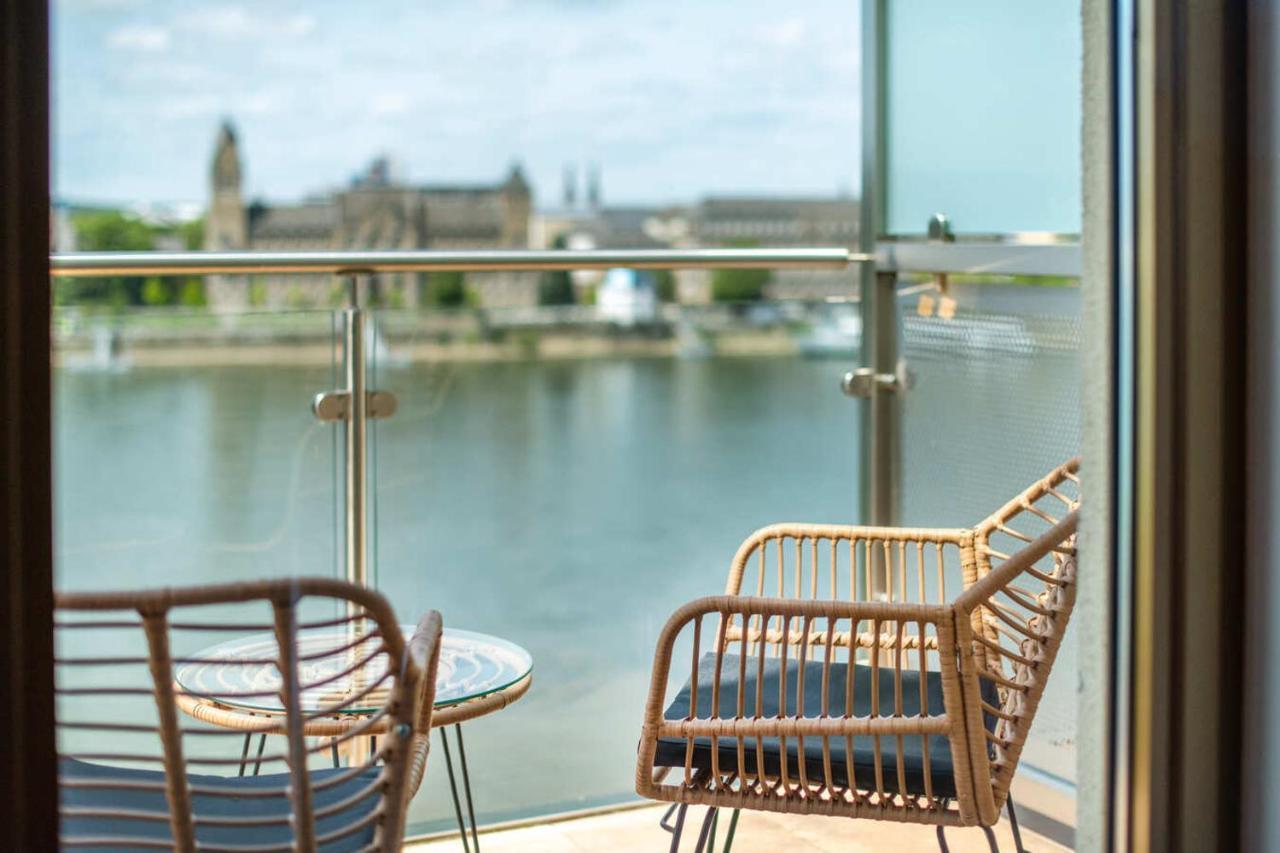 Deluxe Tweepersoonskamer met Balkon en Rivierzicht