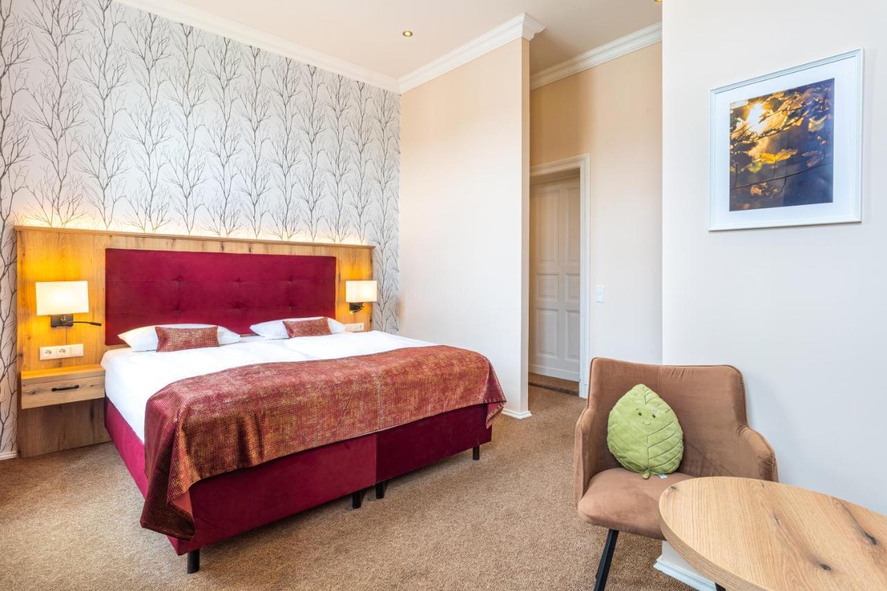 Doppelzimmer mit Balkon