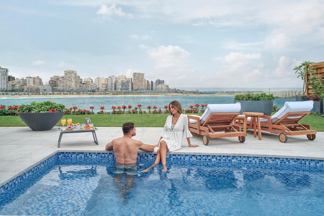 Three-Bedroom Sea View Villa with Private Pool