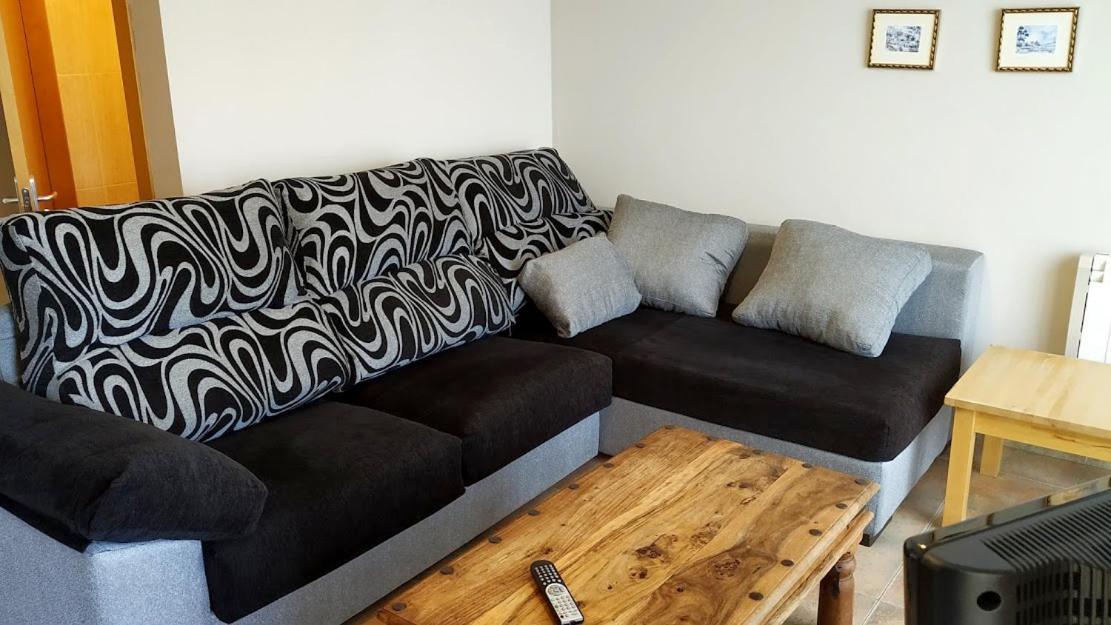Apartamento con balcón y aparcamiento