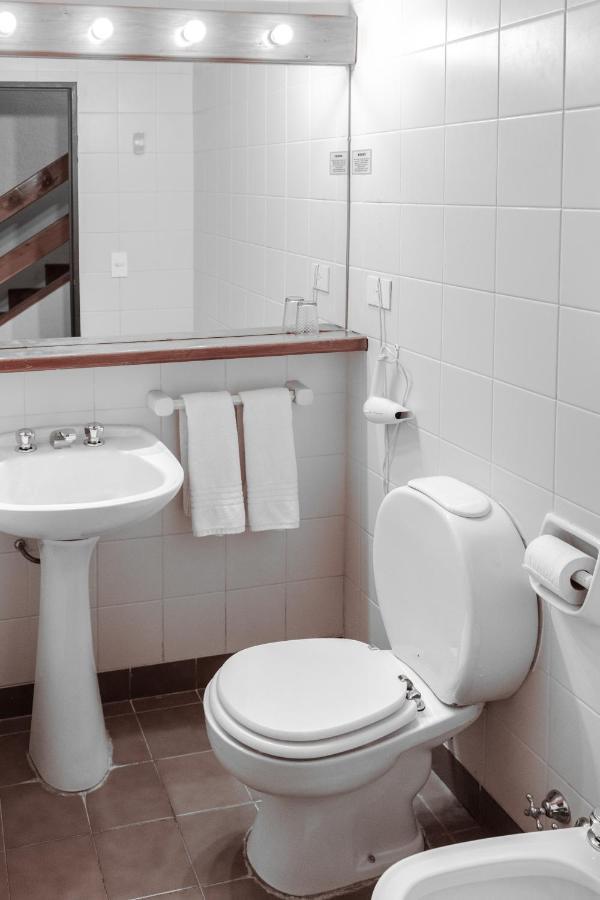 Three-Bedroom Apartment,1263556228:JPEG