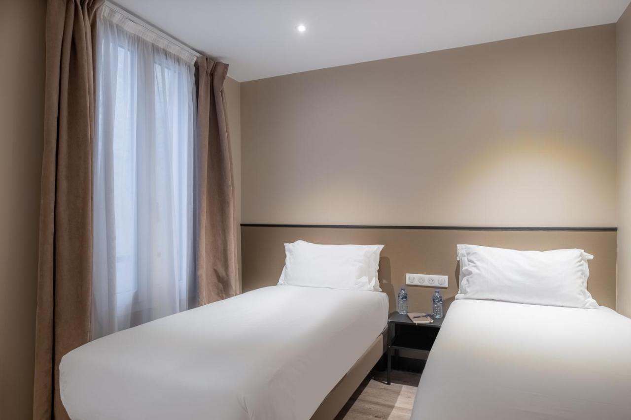 Tweepersoonskamer met 2 Aparte Bedden zonder Lift