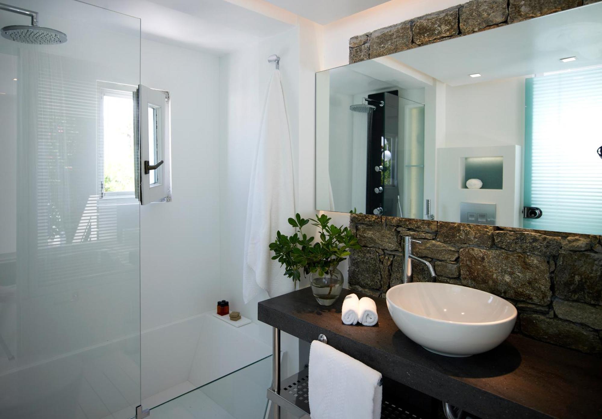 Quarto Duplo Superior com Vista Mar