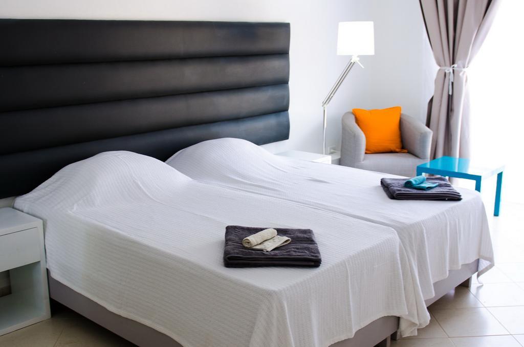 Double Room,141572976:JPEG