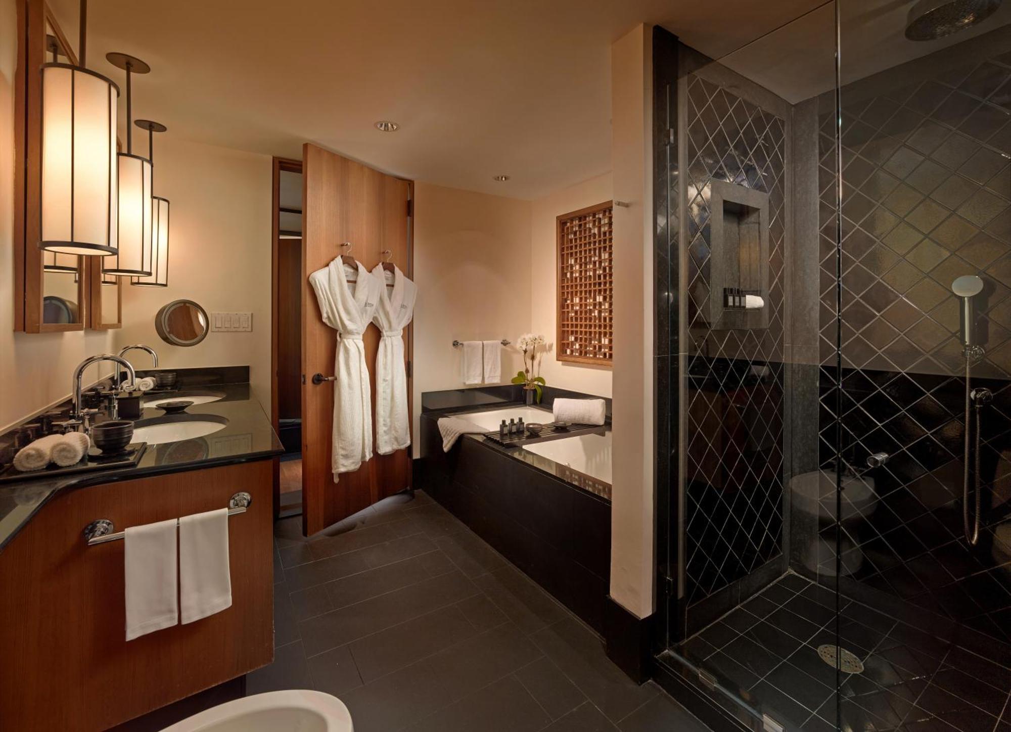 Suite com 1 Quarto e Vista Mar