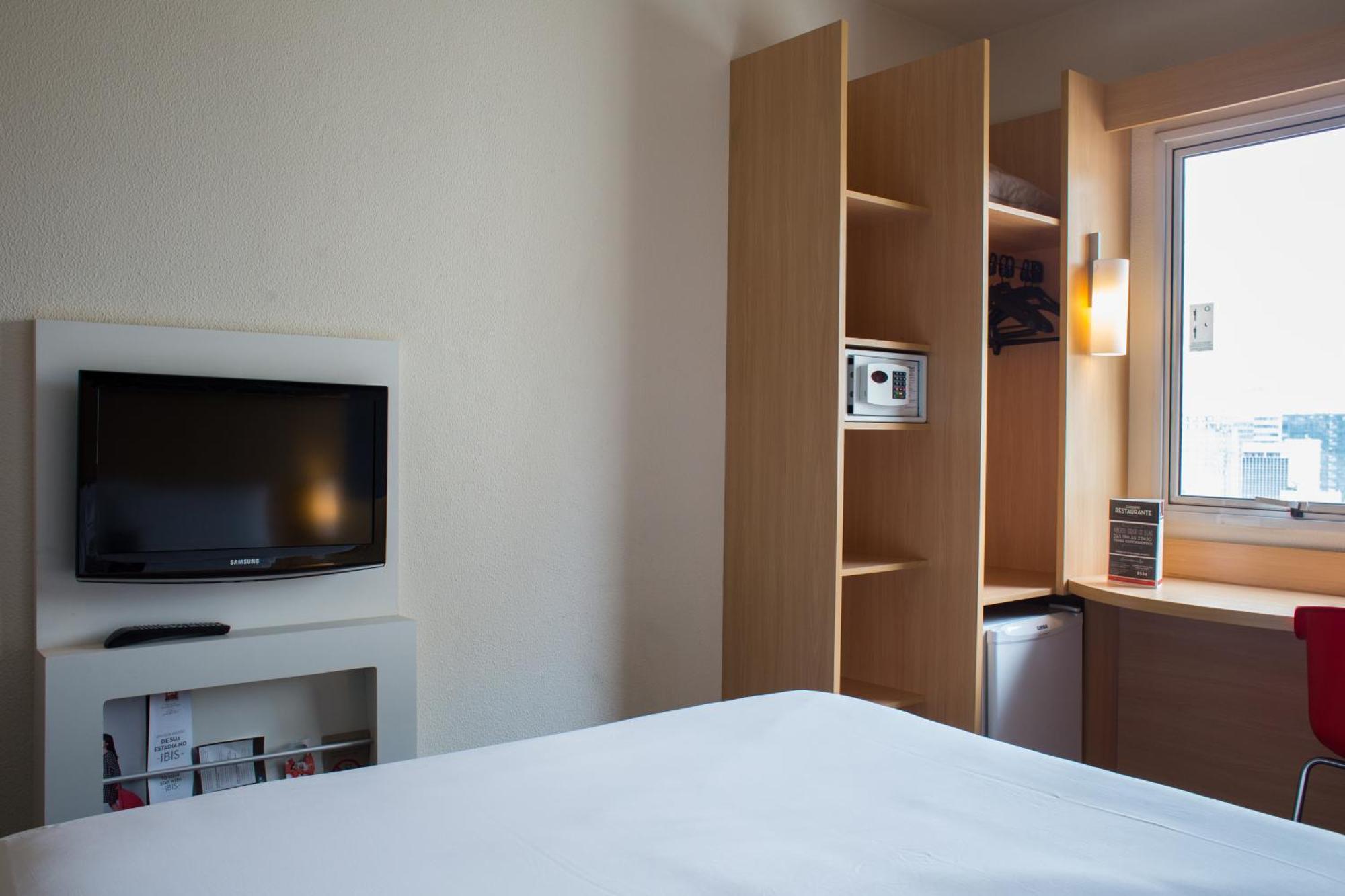 Quarto Duplo Standard