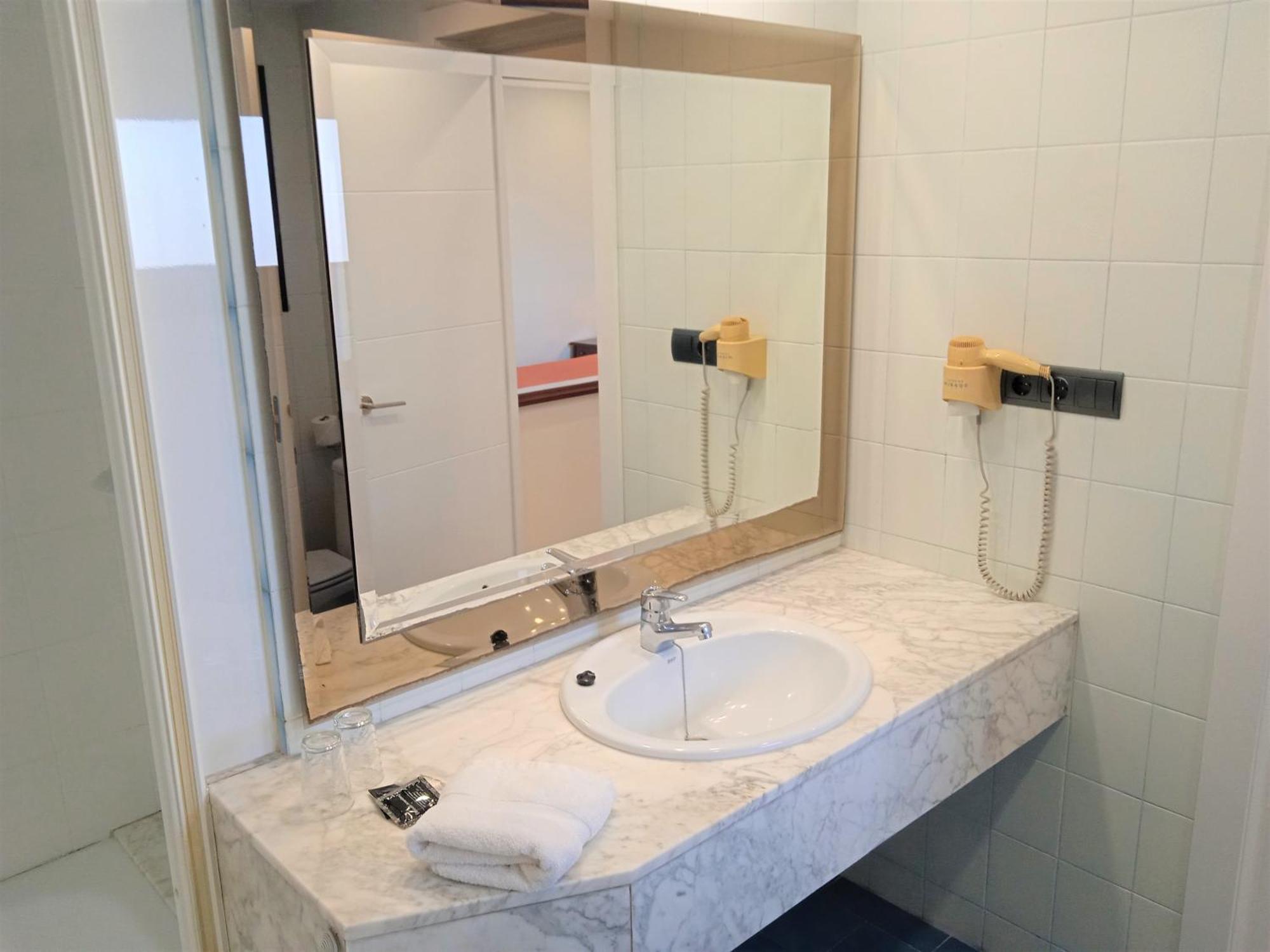 Chambre Double Basique - 1 ou 2 Lits