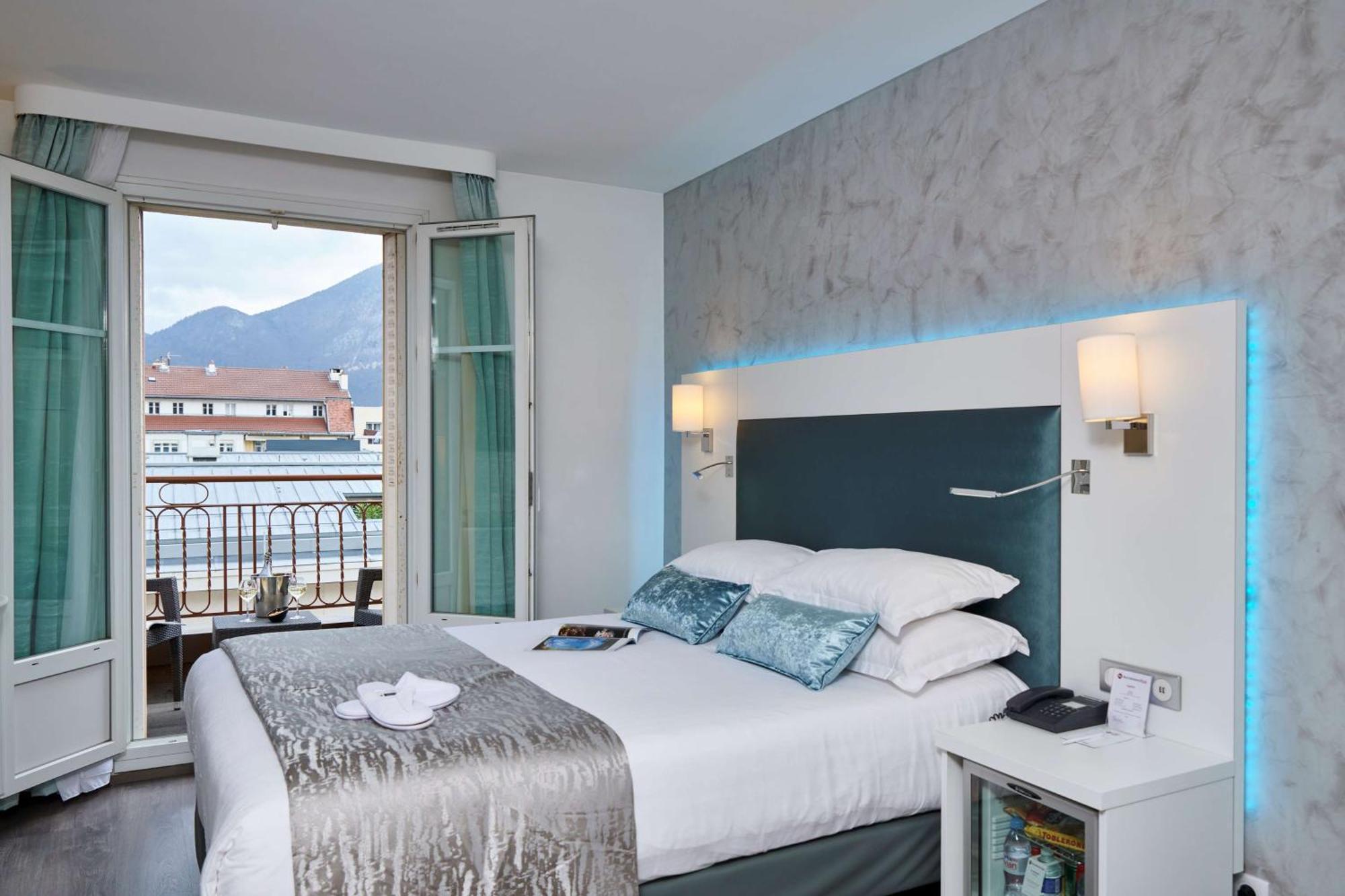 Comfort Zimmer mit Queensize-Bett und Balkon – Nichtraucher