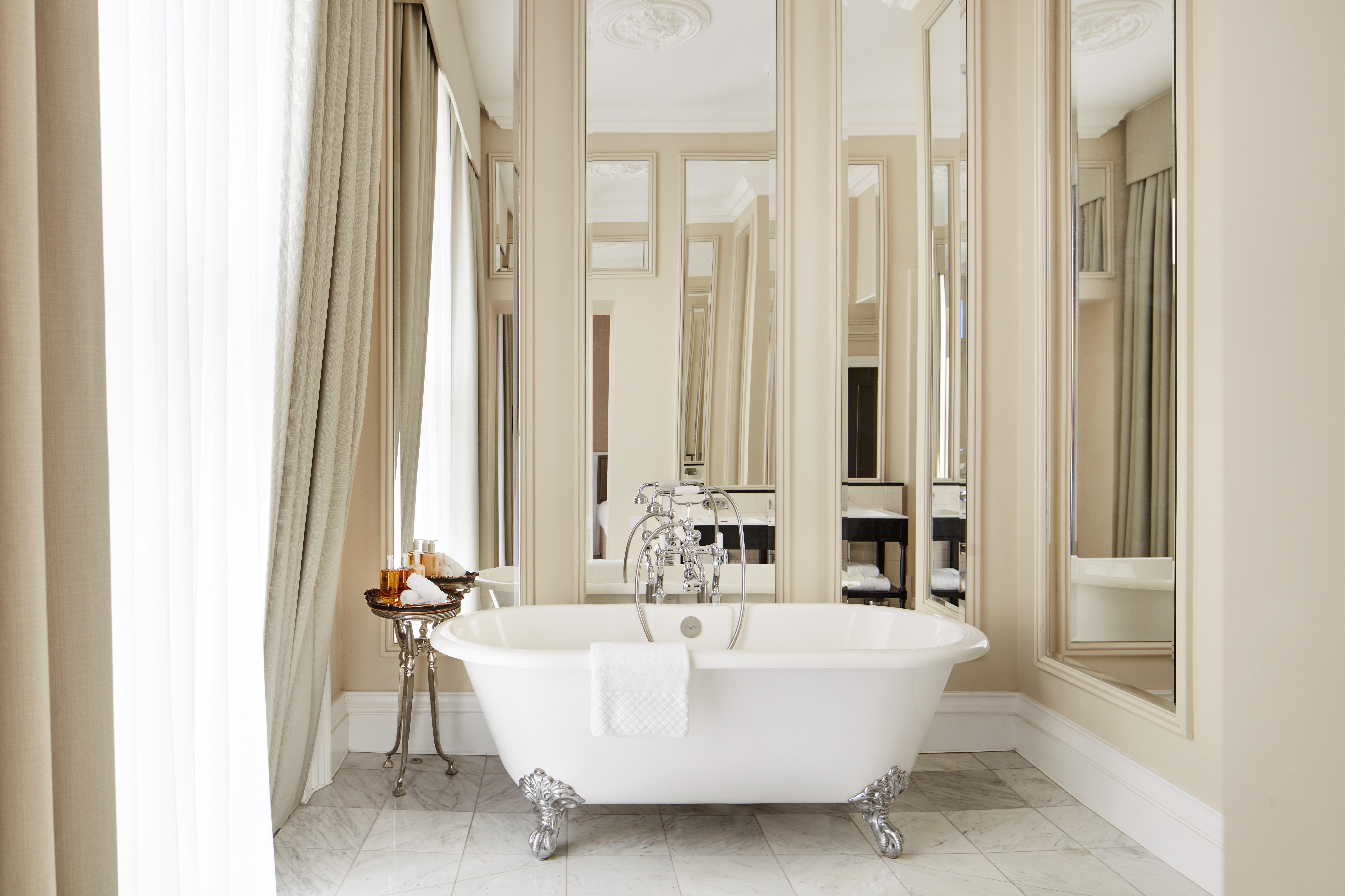 Signature Suite
