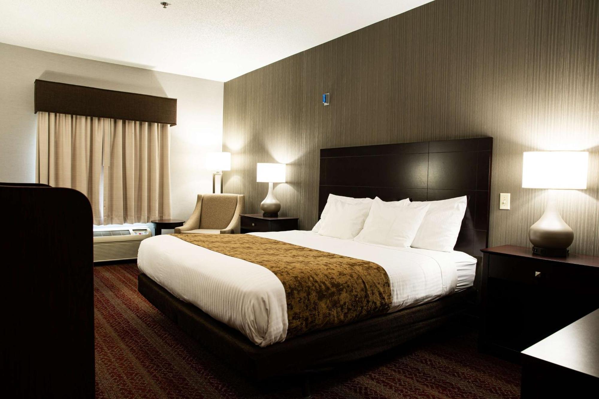 King Room with Bath Tub - Disability Access/Non-Smoking